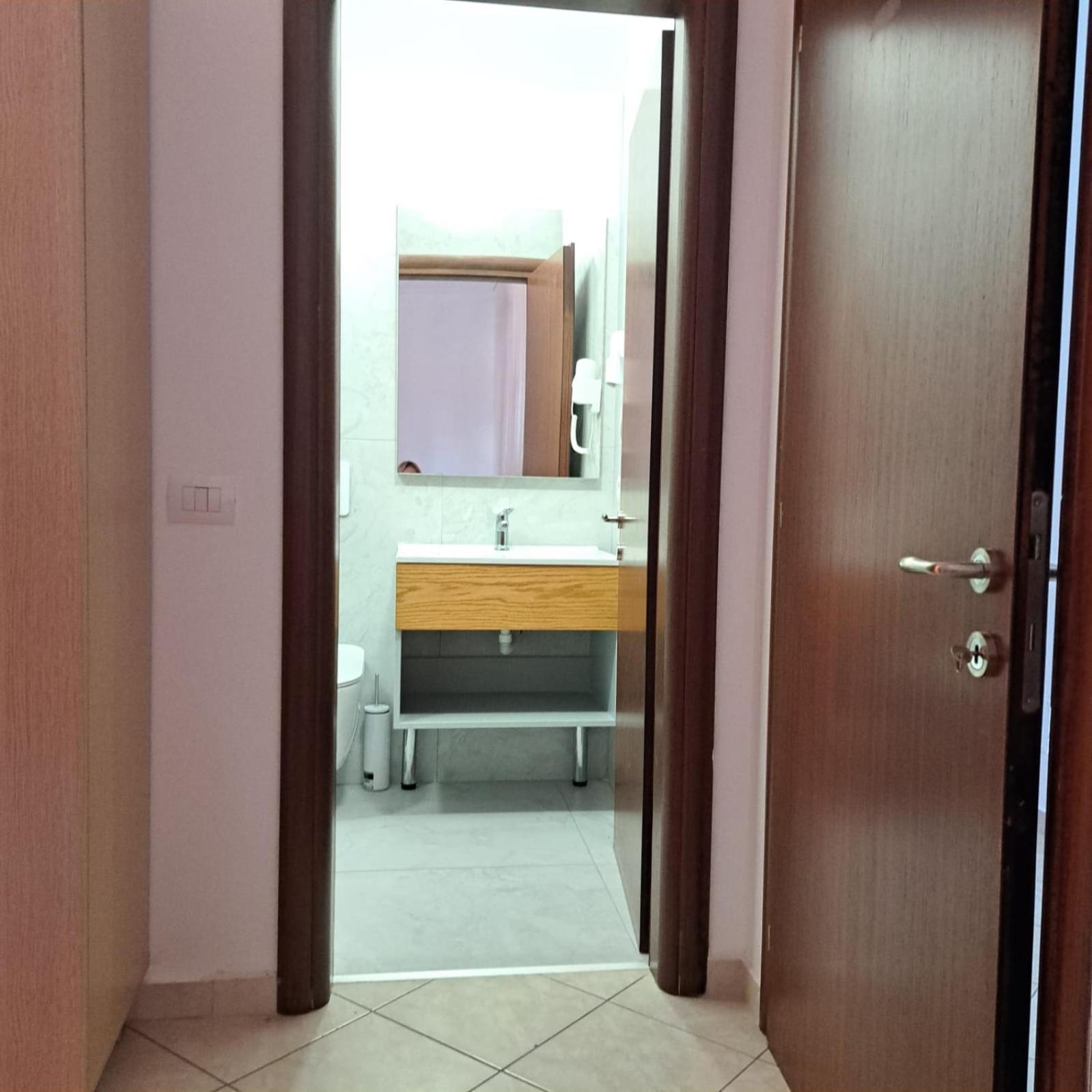 Apart-Hotel Alvi Саранда Екстер'єр фото