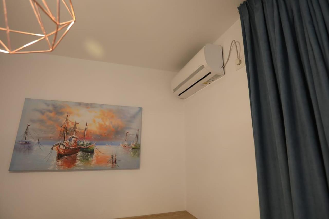 Apart-Hotel Alvi Саранда Екстер'єр фото