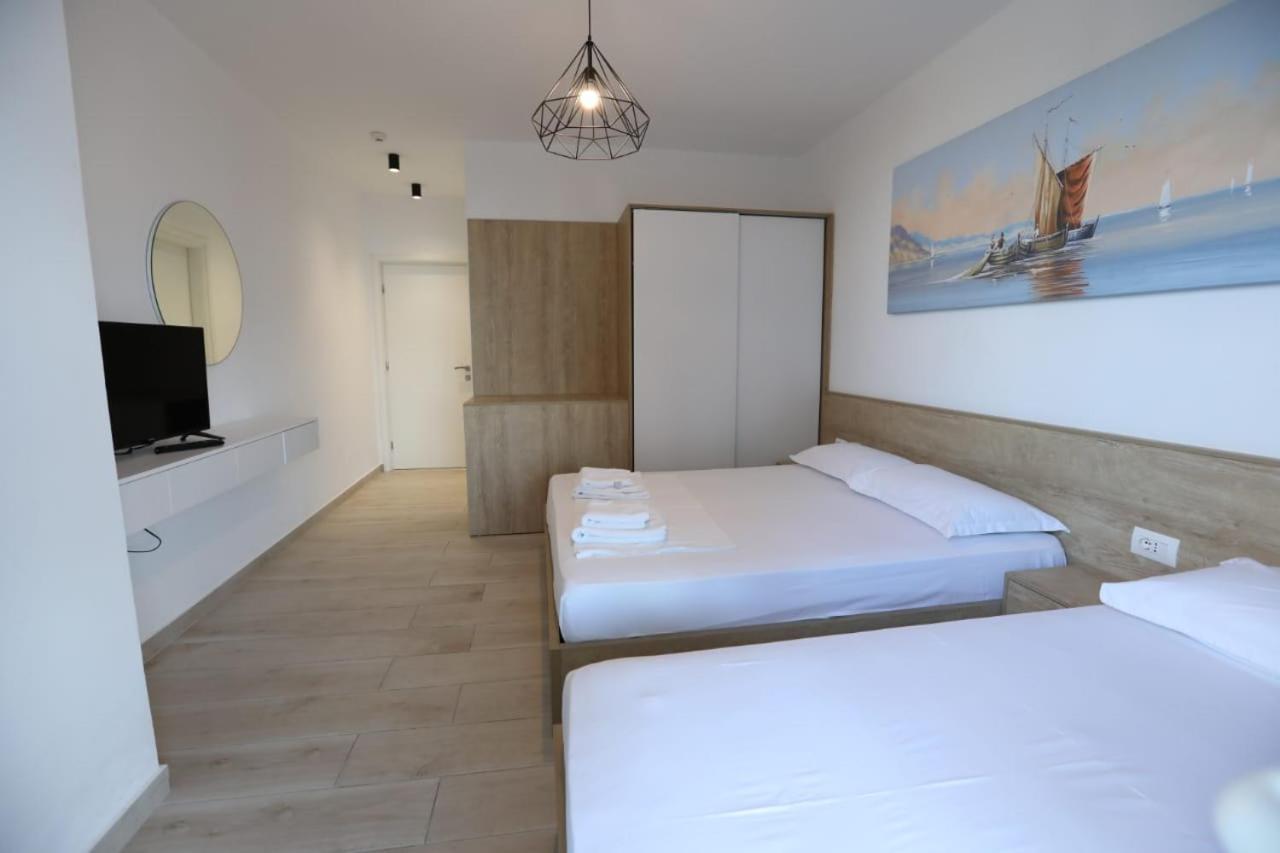 Apart-Hotel Alvi Саранда Екстер'єр фото
